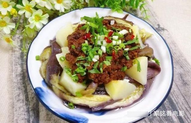 美食推荐：辣炒龙利鱼，番茄花菜，鸡蛋酱土豆茄子，麻辣干锅田鸡