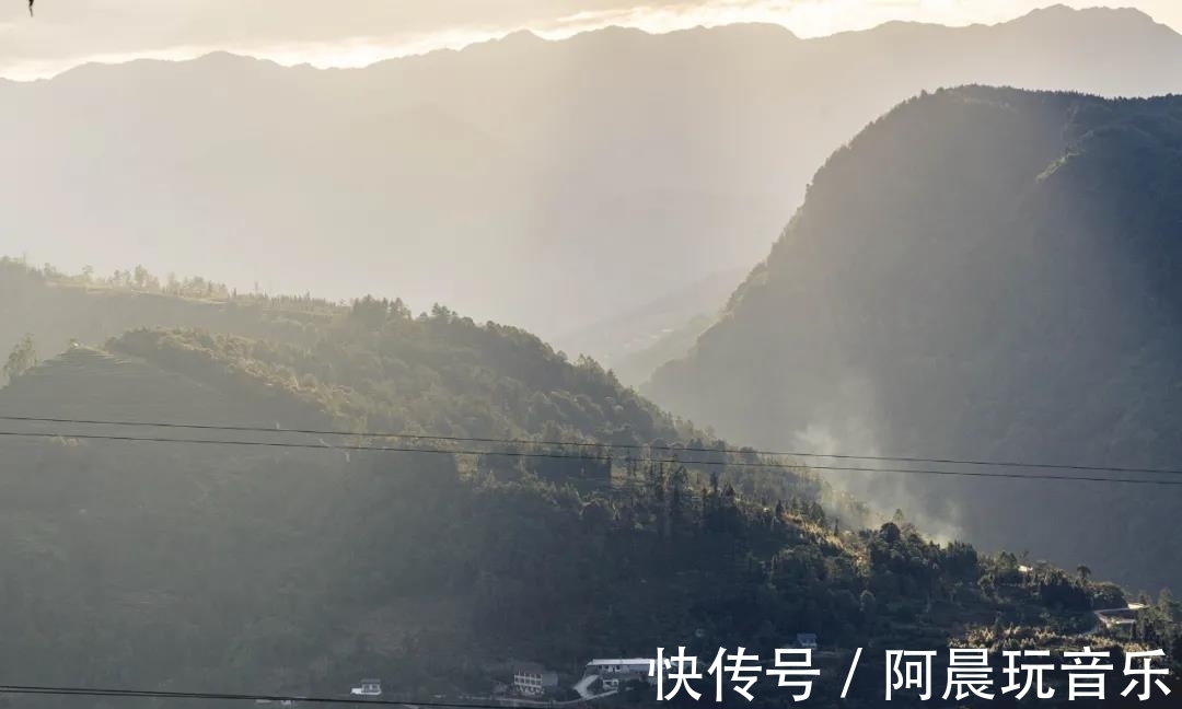 福来村|四川的“天空之城”秘境，270°观竹林和云海，至今鲜有人知