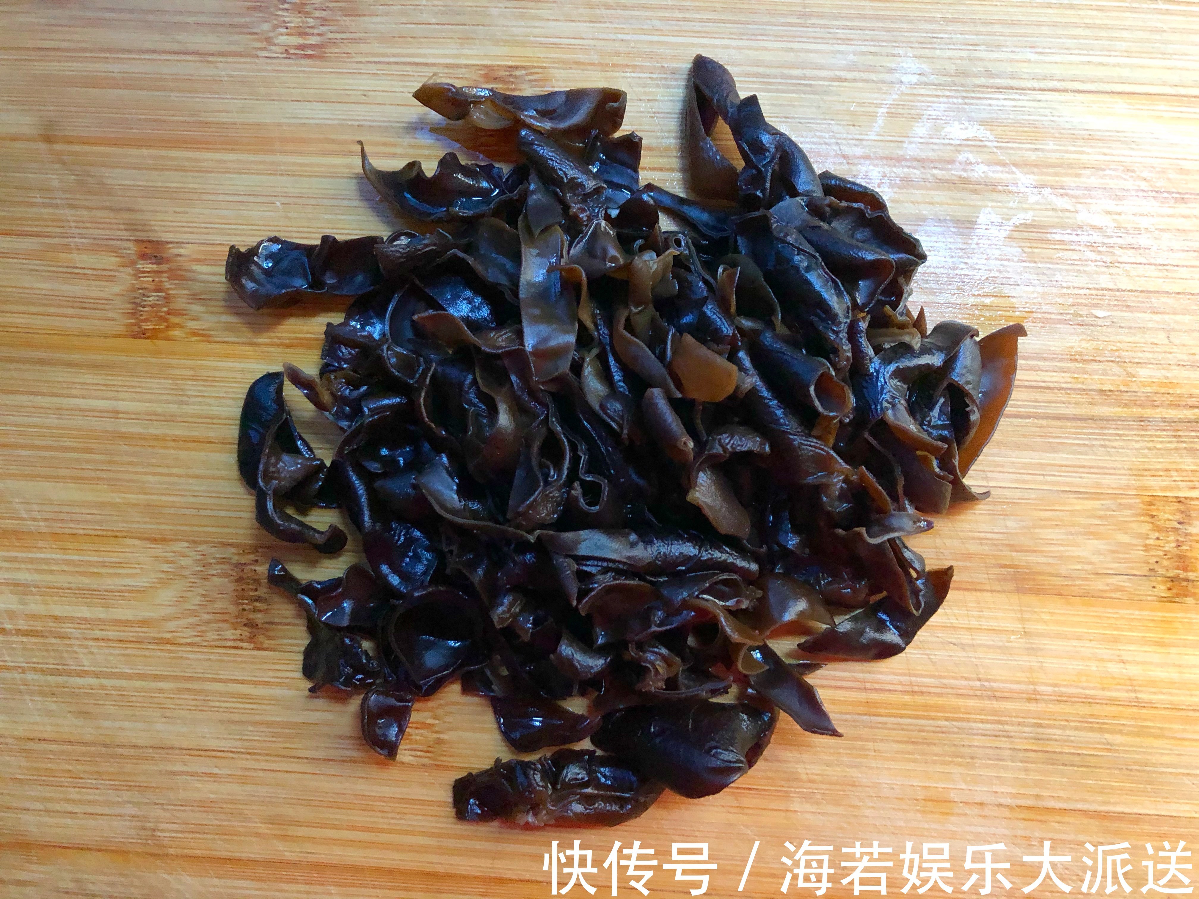 黑木耳|它和黑木耳天生是一对,简单炒一炒,清肠去脂又美味,别错过