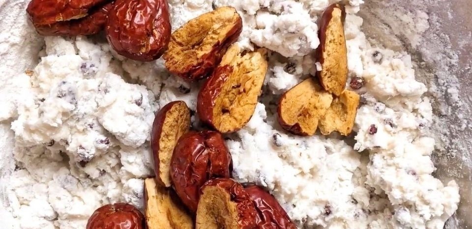 一碗糯米粉，教你做红豆糯米糕，亲戚来的时候，女人多吃补气补血