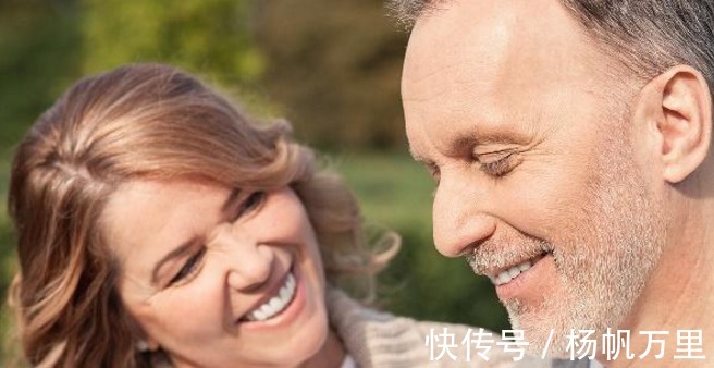 性生活|男人睡前“生嚼”5粒枸杞, 坚持半月, 可能3件“好事”悄悄光临！