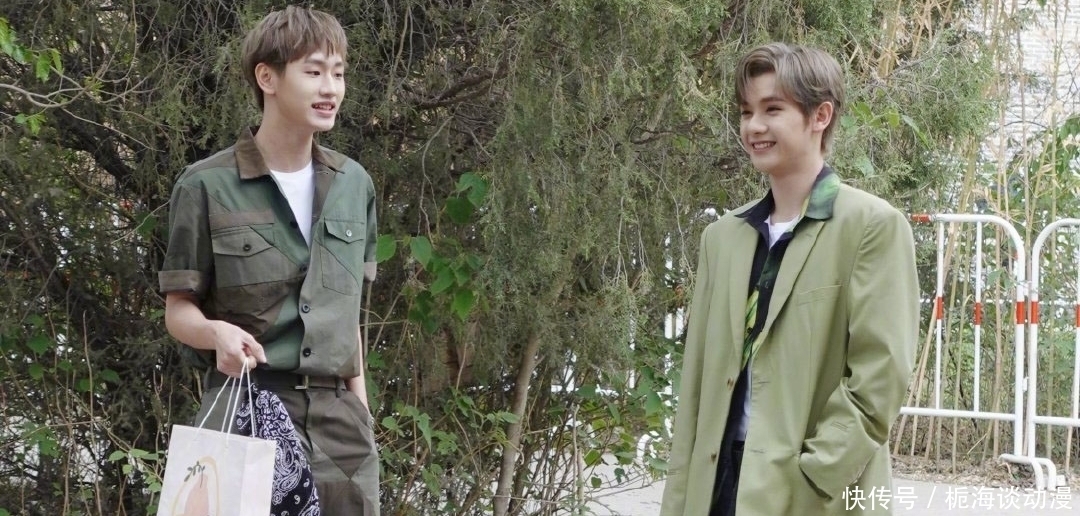 INTO1成团后首个综艺,路透曝光,但十一人中只有两人参加