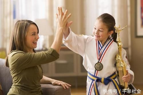 竞选|生个儿子,遇到这三种父母,容易消耗孩子的“阳刚之气”