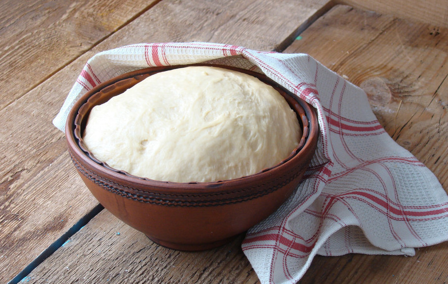 只用酵母粉发面太慢，教你一招，半个小时发满盆，省时省力