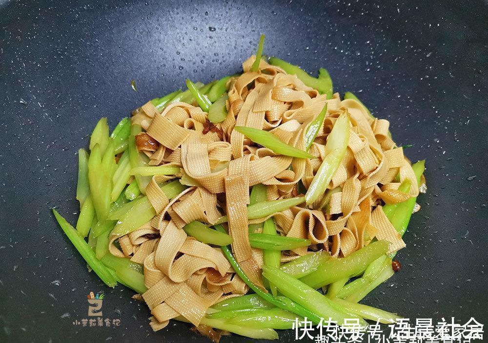 炒豆腐皮|炒豆皮,直接下锅炒是错的,难怪味道怪,大厨教你正确做法,真香