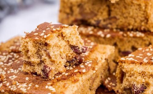 想吃枣糕不用买，在家3块钱就能做，香甜蓬松不塌陷，枣香味十足