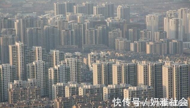 腰线层|“黄金楼层”真的存在？网友：后悔选择腰线层，邻居串门都方便了