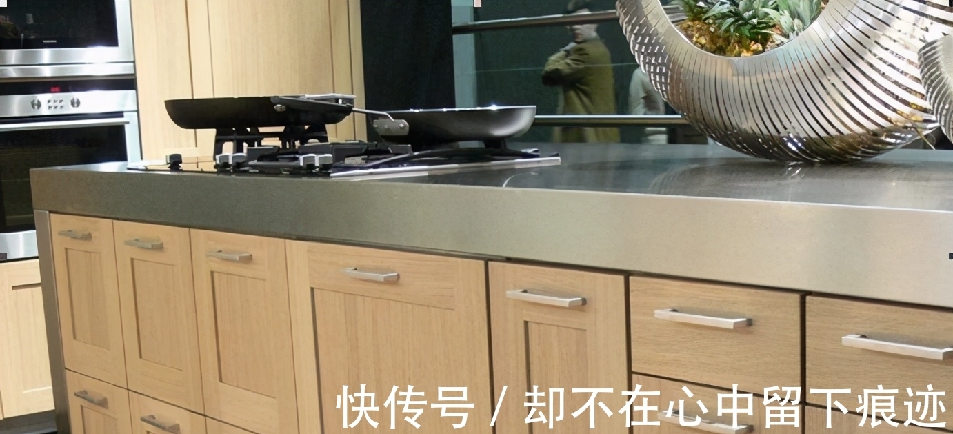 不锈钢|橱柜台面用上不锈钢，用过的都说真香