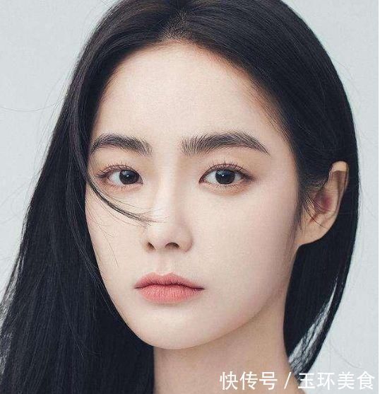 天生素颜好看的女生,大都有这4个特征,完败“化妆脸”