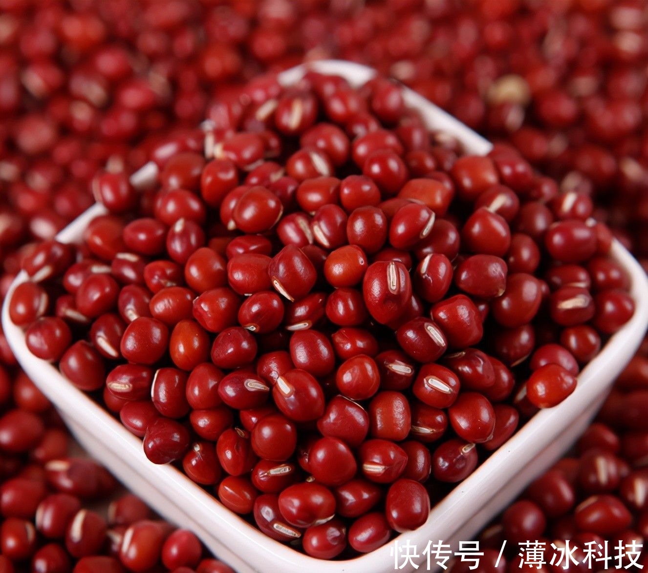 买红豆，选“圆红豆”还是“长红豆”？口感营养区别大，别买错了