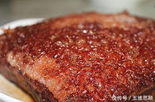 五花肉|大厨教你虎皮扣肉的正宗做法，一次10斤随意蒸，入口即化好吃不腻