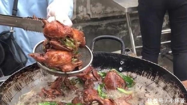 好吃|学校门口卖此类''小吃'',一只要十元,每天卖二百只算少的