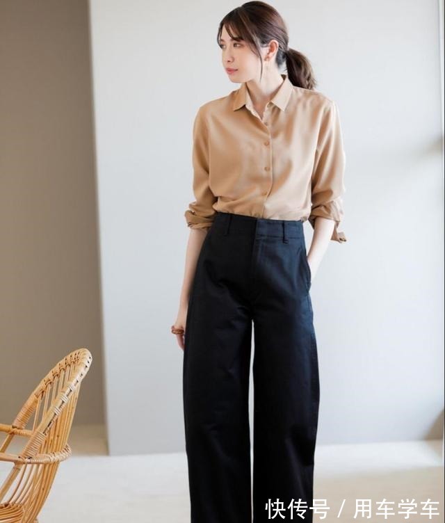 v领 大脸的女生除了发型之外,上衣款式也很重要,这三件拒绝容貌焦虑!