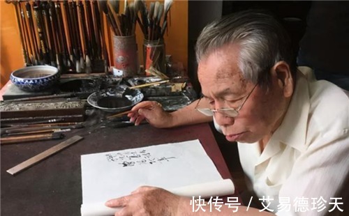 书法家|重庆88岁书法家，主动退出书法协会，理由：不满丑书横行