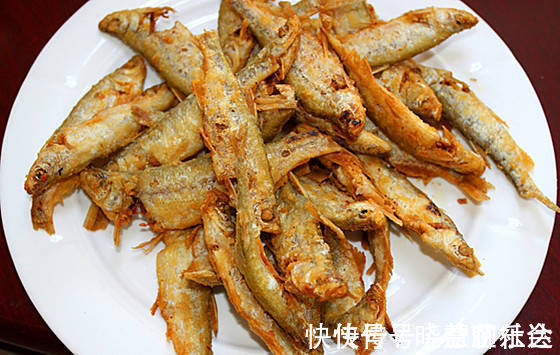 炸鱼|不管炸什么鱼,千万不要用淀粉或面粉?用“它”,外酥里脆不回软