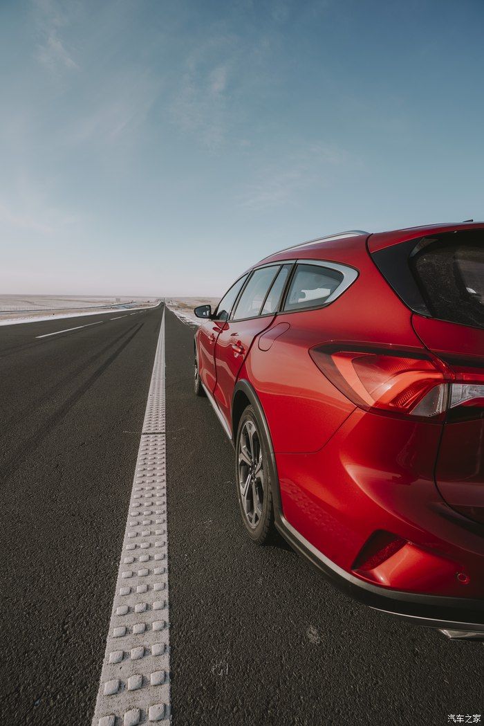 魅力雪境-与福克斯一起探索呼伦贝尔的冬天