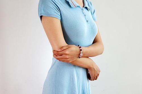 香香|女人身上臭臭的?什么原因决定的?又该怎么去除呢?