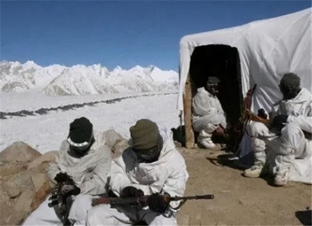 印军|-50℃严寒来袭，上万印军依旧没有棉衣，印度高层为何坐视不管？