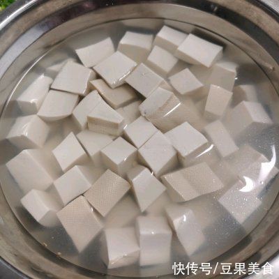 下饭神器麻婆豆腐，拌饭还能吃三碗