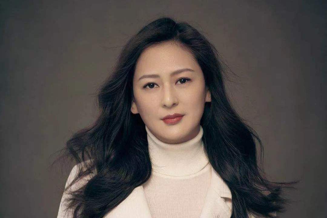 婚姻觀|她從幕后轉(zhuǎn)到臺前,離過婚卻和孟非主持非誠勿擾,婚姻觀被質(zhì)疑