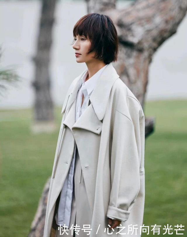 羊毛卷|发际线高的女生,多留这几款发型,显瘦又女神,对发量没要求!