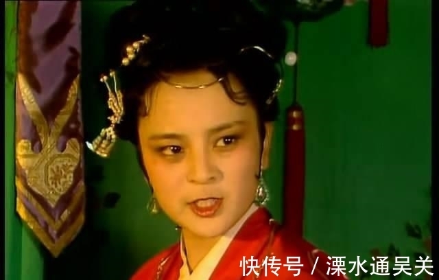 贾政#薛宝钗喊薛姨妈为妈, 宝玉和探春却喊王夫人为太太, 这就是区别!