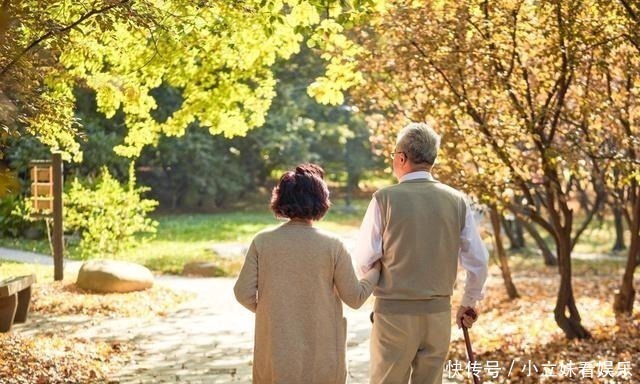 大叔|大叔想跟阿姨一起搭伙，提出4个条件后，对方立马摇头不干