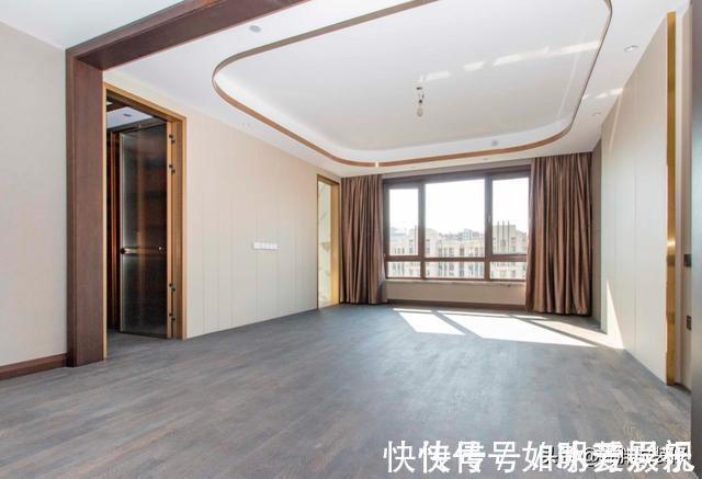 釉面|参观230㎡大平层,房子大就是任性,简单装修都非常大气显档次