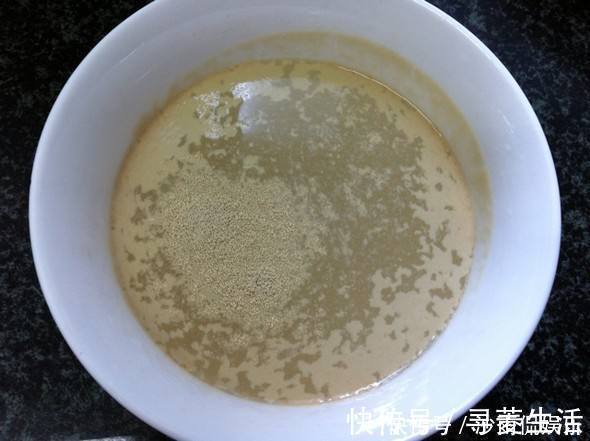 面粉|发面时，不要只懂放酵母，多加一料，20分钟轻松发到两倍大