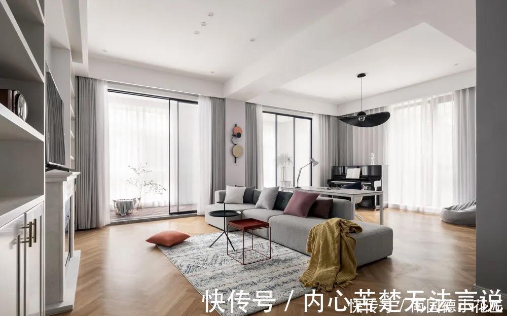 地台|怪不得横厅越来越受欢迎,随便一装就很大气,布置得当还能省间房