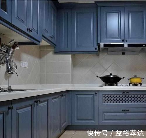 疯了|第二次装修,老婆疯了一样全屋装30个柜子,没想到入住后太实用了