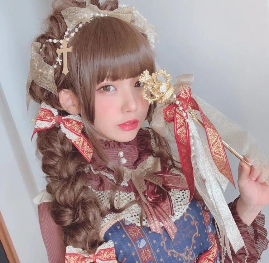 cm|日本COSER一姐的光芒,反衬出COS文化的残酷:颜值即正义!