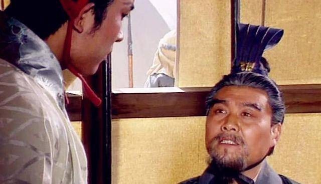 马超|马超归降刘备,其实是曹操蓄谋已久的阴谋,关羽张飞永远不懂!