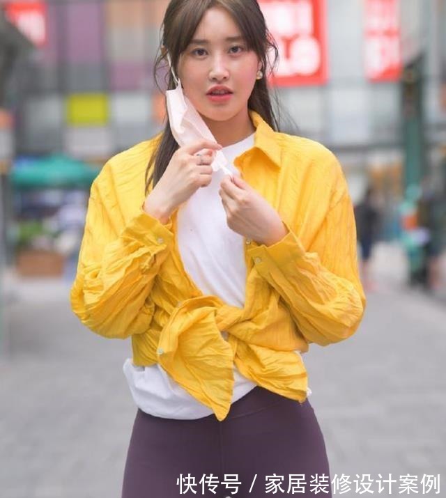 小姐姐 紧身的打底裤只有自信的小姐姐才敢穿，时尚休闲又百搭，风靡街头！