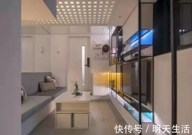 蜗居|40天整容级爆改11㎡小户型,破烂蜗居变花园别墅!一手烂牌打王炸
