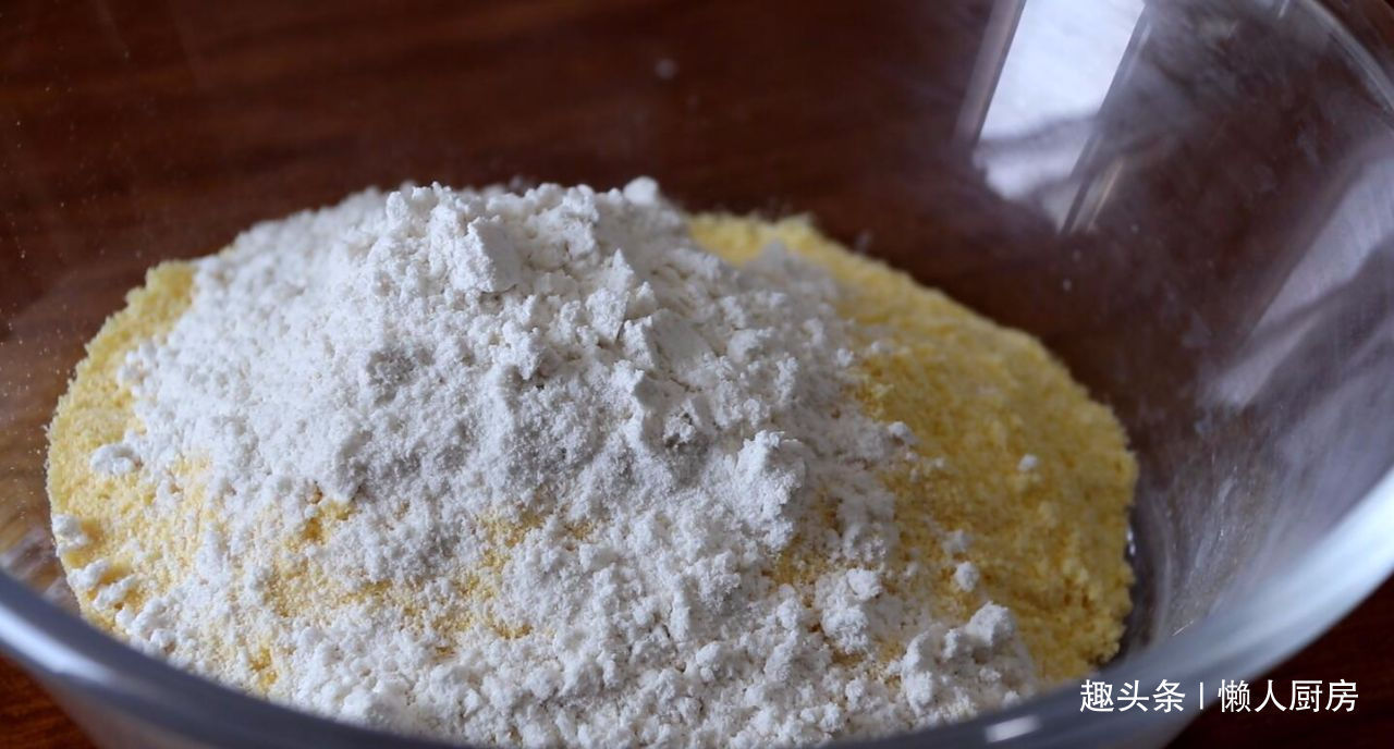 不用油炸,不加一滴水,教你用玉米粉做小零食,比薯片还好吃