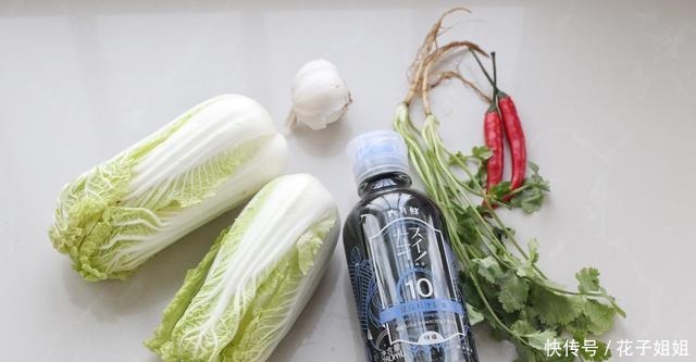 年夜饭别光准备大鱼大肉，凉拌菜也是主角之一，爽口开胃倍儿健康