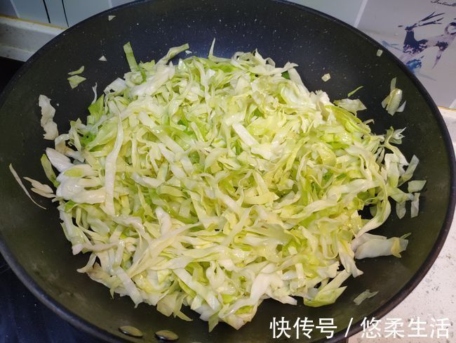 清脆|西红柿和它是绝配,夏天常给家人吃,几毛钱一斤,清脆酸爽真开胃