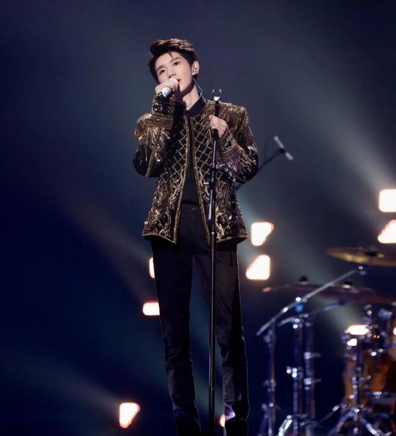 助力|王源助力《我们的歌》收视夺冠,可网友劝他“别唱歌”