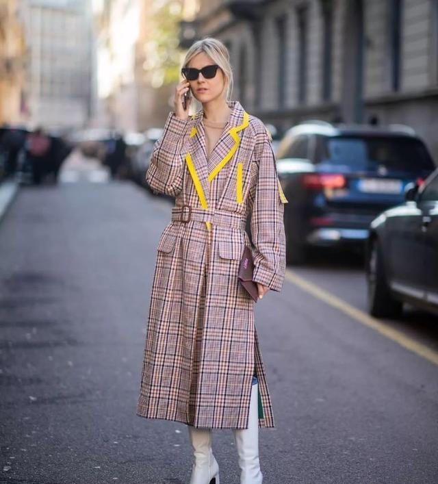 风衣|别再穿大衣了，当今流行复古外套，时髦显瘦还保暖的同时很苗条