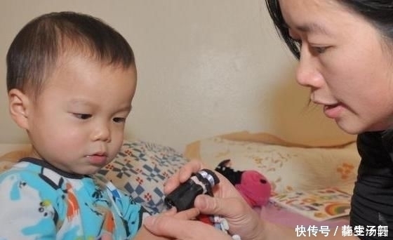 75岁老中医苹果煮水加1物,坚持一周肚肚舒畅没口臭,积食拜拜