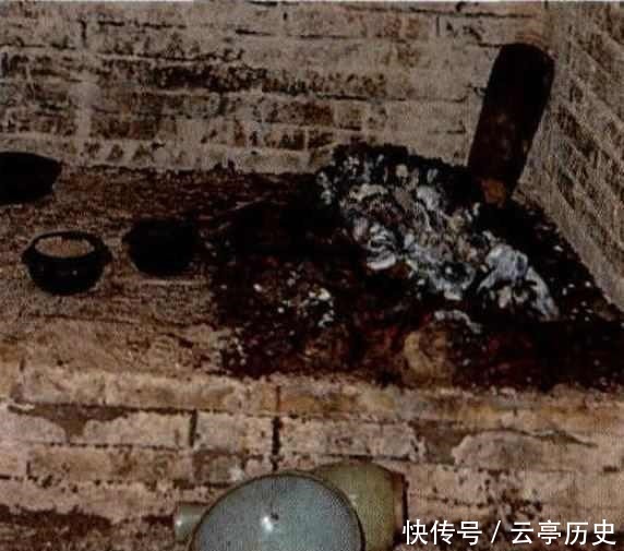 一座800年前墓葬的秘密,成吉思汗大军压境前三年