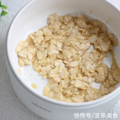 糯米船|超简单??网红杏仁糯米船好吃到停不下来