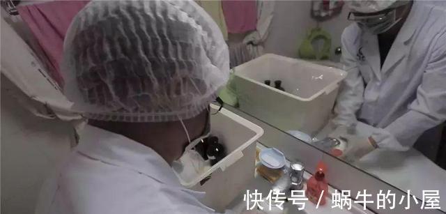 居住|7口人挤43平小窝,老人睡客厅,爆改变9房,网友:卫生间头次见