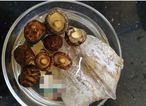 冷天,给儿子做了这早餐,当饭又当菜,吃它能量满满