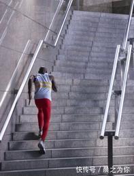 美女|你和美之间只差运动，韩国健身美女，体重超过120，曲线却很完美