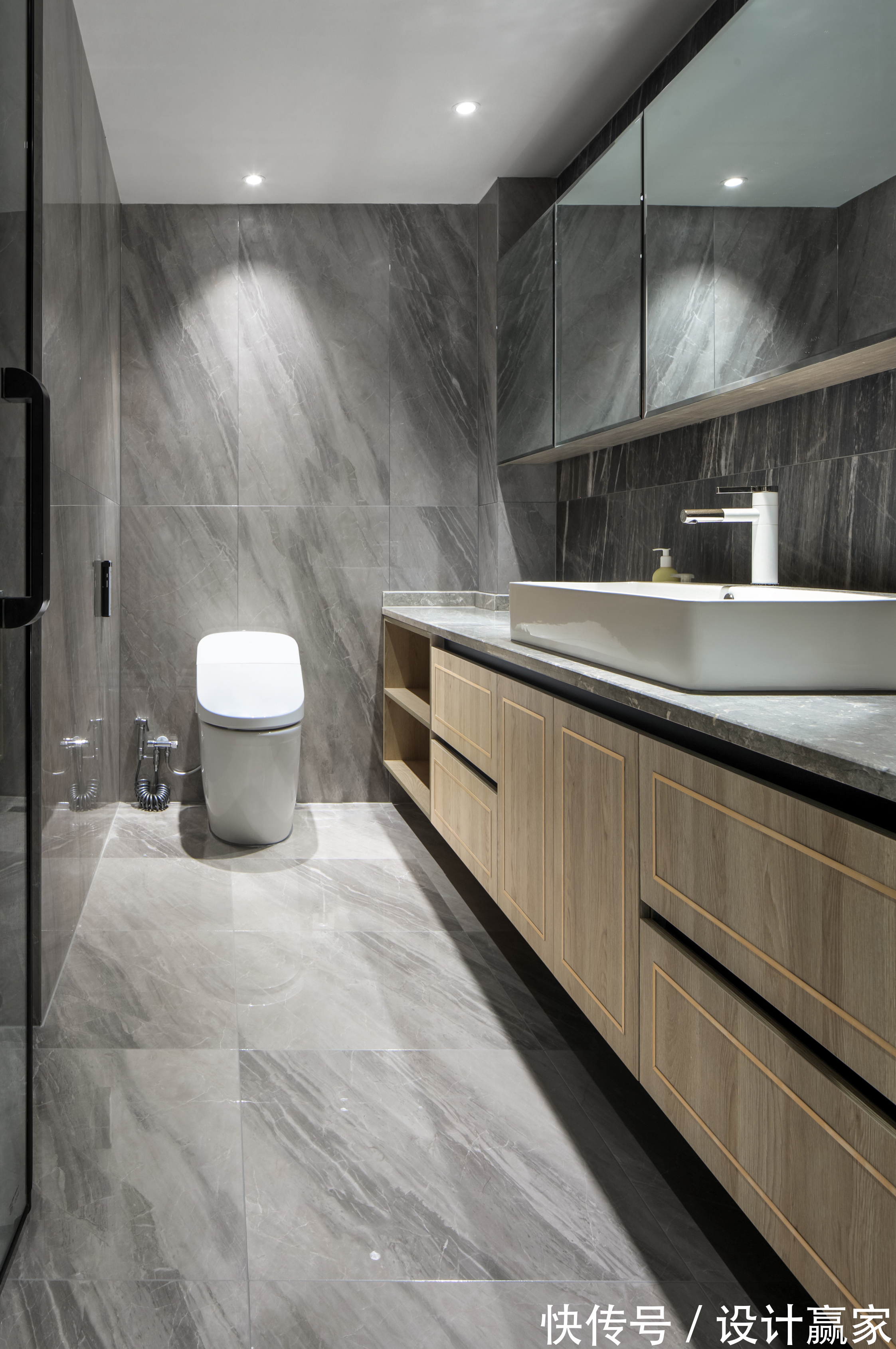 原木|200㎡江景大宅,现代中式的古朴优雅之美,简约中透着高级