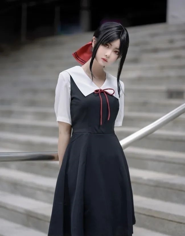 四宫辉夜|cos:四宫辉夜那歪头杀的模样简直太可爱了