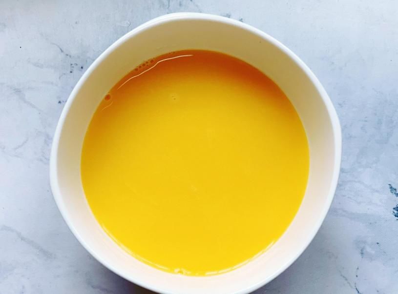 保准|蒸鸡蛋羹时，别只会加水蒸，掌握几个小技巧，保准口感嫩滑无气孔