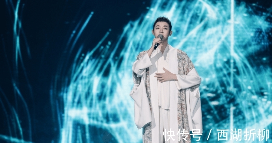 热狗|这款综艺大快人心，丝毫不包容“劣迹艺人”，霍尊退录热狗下线！